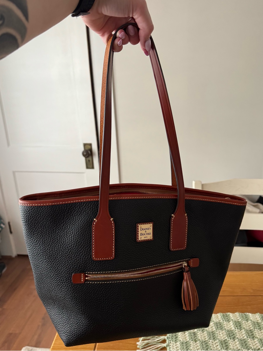 Dooney And Bourke Black Pebble Small Tote